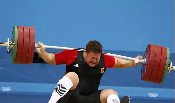 מתיאס שטיינגר, מרים משקולות גרמני