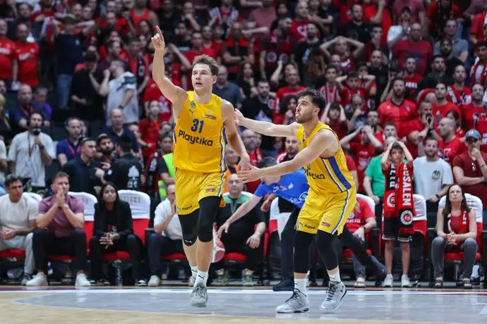 רוקאס יוקובאיטיס, מכבי תל אביב