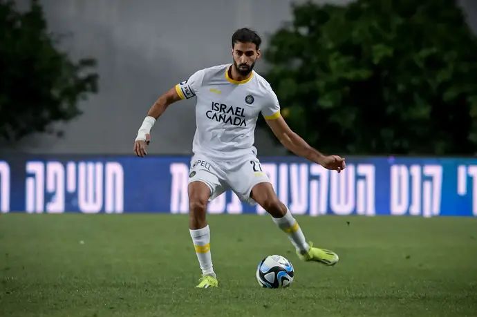שחקן מכבי תל אביב אופיר דוידזאדה