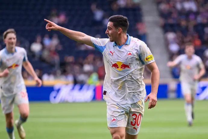 אוסקר גלוך, רד בול זלצבורג