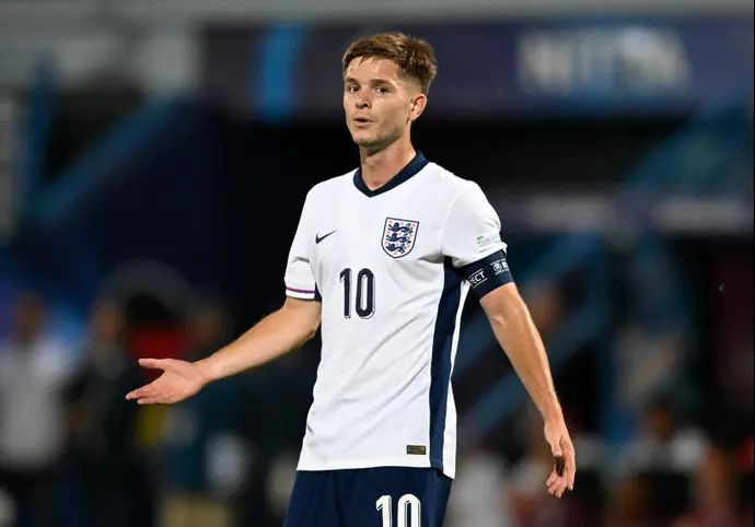 ג'יימס מקאטי שחקן נבחרת אנגליה הצעירה