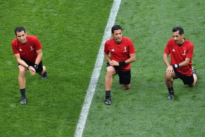 שופט הכדורגל האיראני מוחמדרזה פגאני במהלך מונדיאל 2018