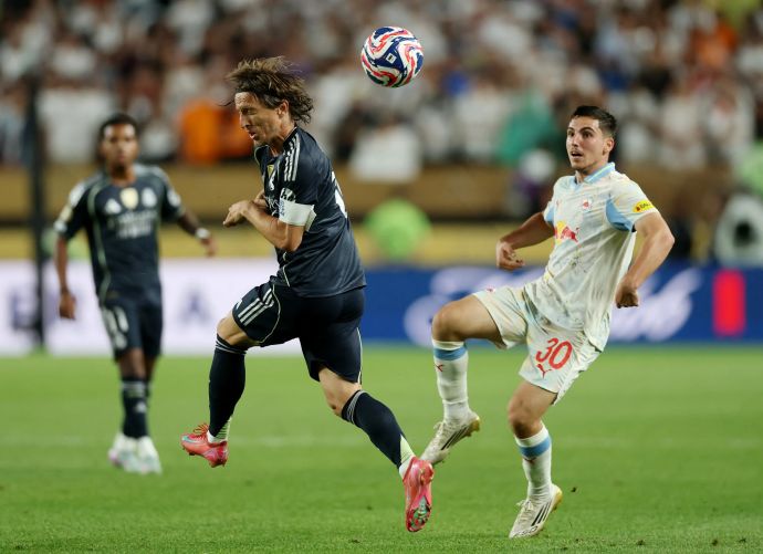 אוסקר גלוך, רד בול זלצבורג, לצד לוקה מודריץ', ריאל מדריד