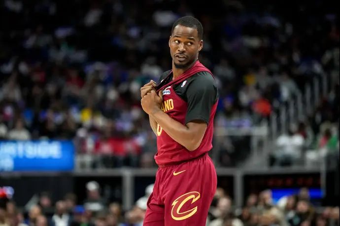 ג'בונטה גרין במדי קליבלנד קאבלירס