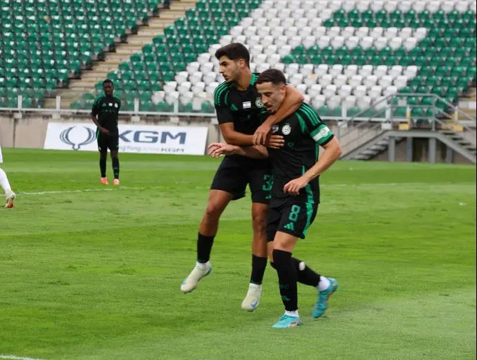 דולב חזיזה, איאד חלאילי שחקני מכבי חיפה חוגגים