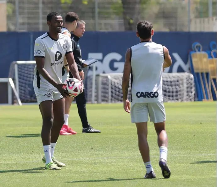 יונס מלדה, חלוץ מכבי תל אביב