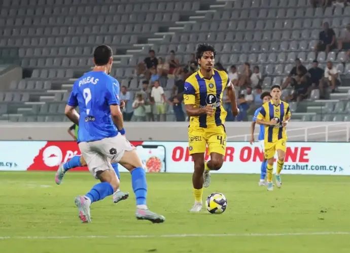 שחקן מכבי תל אביב, דור פרץ