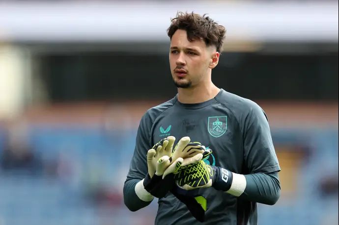 ג'יימס טראפורד, שוער ברנלי