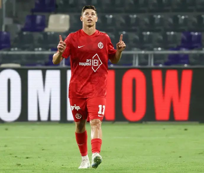 סתיו טוריאל, שחקן הפועל תל אביב