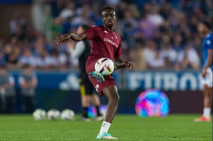 אבובקאר לו במדי מץ