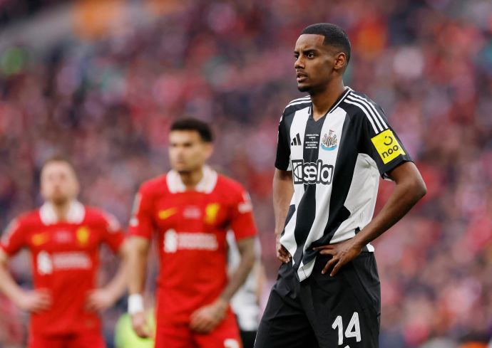 אלכסנדר איסק, חלוץ ניוקאסל