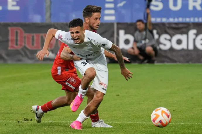 שחקן ריגה (בלבן), בריאן פניה