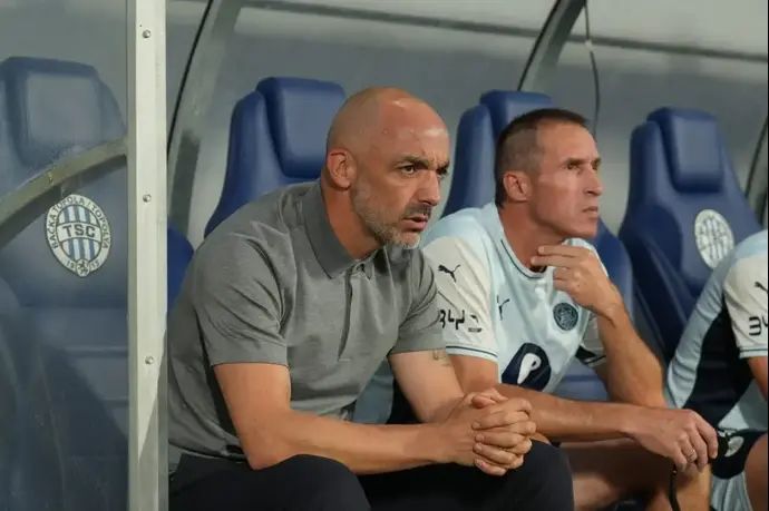 מאמן מכבי תל אביב ז'ארקו לאזטיץ'