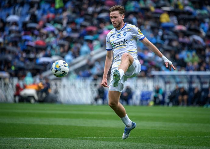 שחקן דינמו קייב, ולדיסלב ונאט