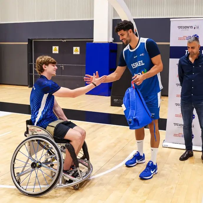 תומר גינת, שחקן נבחרת ישראל