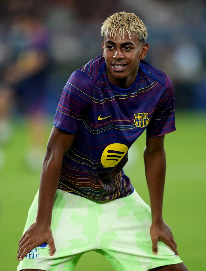 לאמין ימאל, ברצלונה