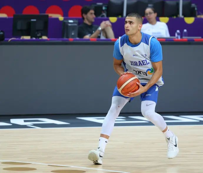 ים מדר, שחקן נבחרת ישראל