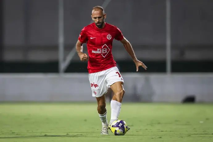 שחקן הפועל תל אביב, יזן נסאר