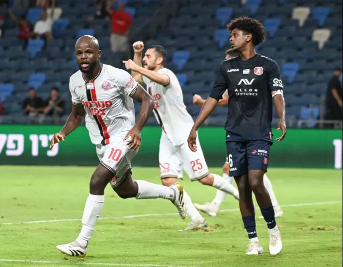 ג׳בון איסט, הפועל חיפה