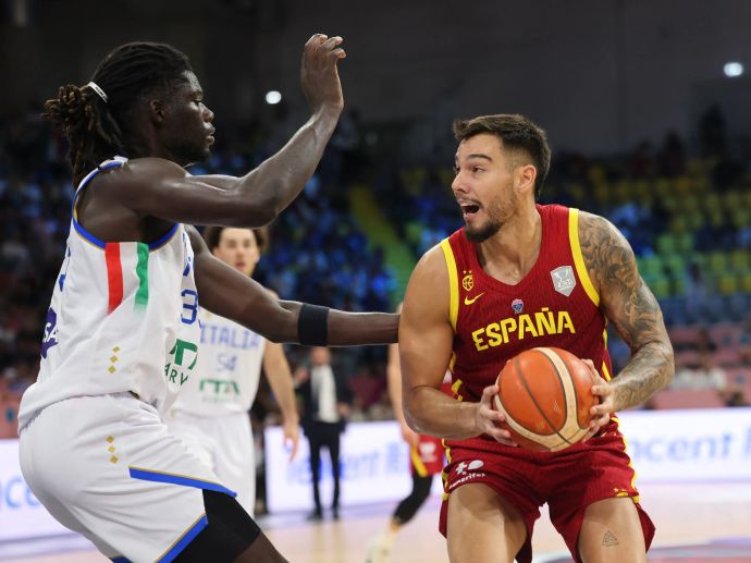 ווילי הרננגומס, שחקן נבחרת ספרד