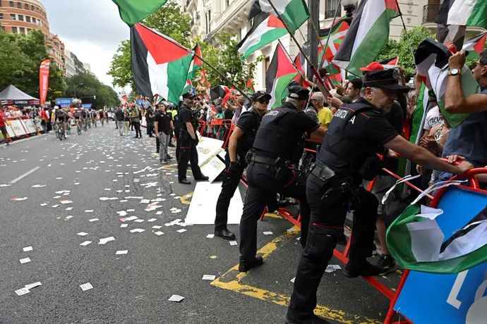 מפגינים פרו פלסטינים בבילבאו