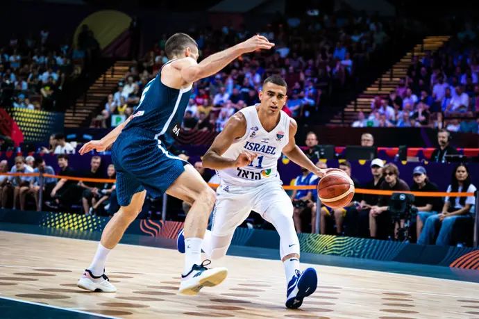 ים מדר שחקן נבחרת ישראל