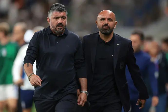 מאמן נבחרת איטליה, ג'נארו גאטוזו, עם עוזרו לואיג'י ריצ'ו