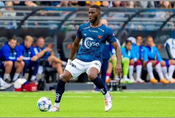 ג'יבריל דיופ, וייקינג