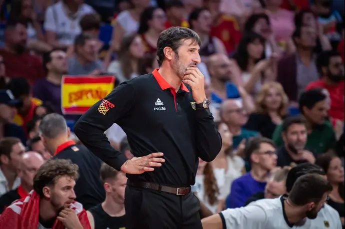 מאמן נבחרת גרמניה אלכס מומברו