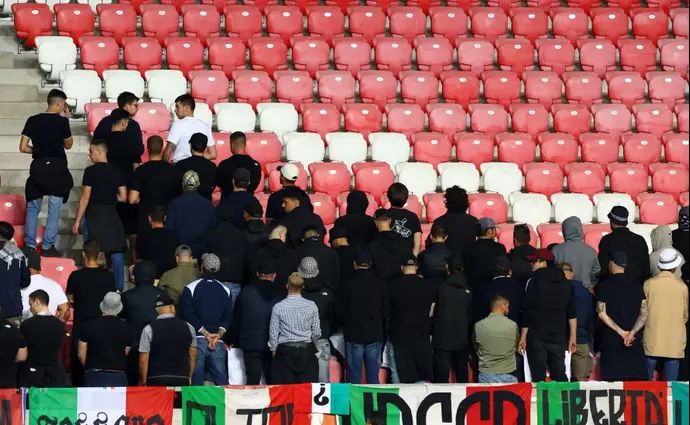 אוהדי נבחרת איטליה נגד ישראל