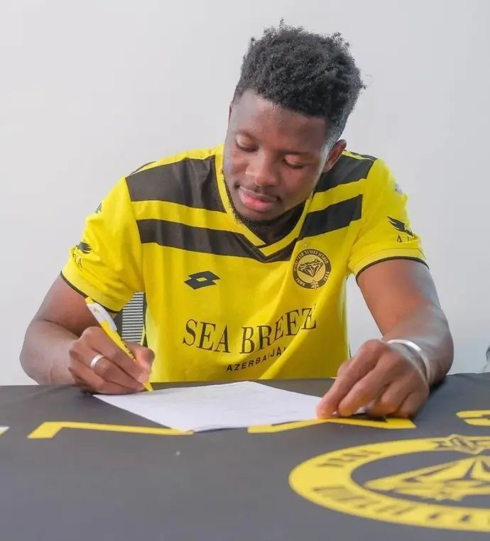 עכשיו זה רשמי: עזיז ווטארה חתם לשנתיים במכבי נתניה