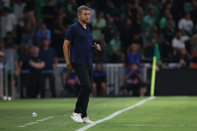 מאמן מכבי חיפה דייגו פלורס