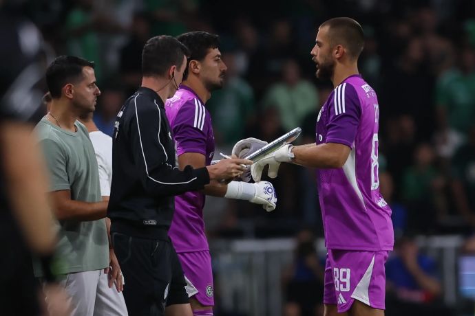 שריף כיוף, שוער מכבי חיפה מחליף את גיאורגי ירמקוב