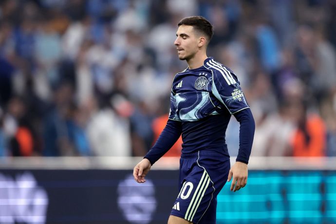 אוסקר גלוך שחקן אייאקס מאוכזב