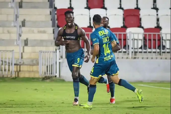 שחקן בני ריינה זה טורבו