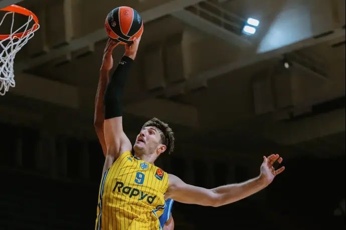 רומן סורקין, מכבי תל אביב