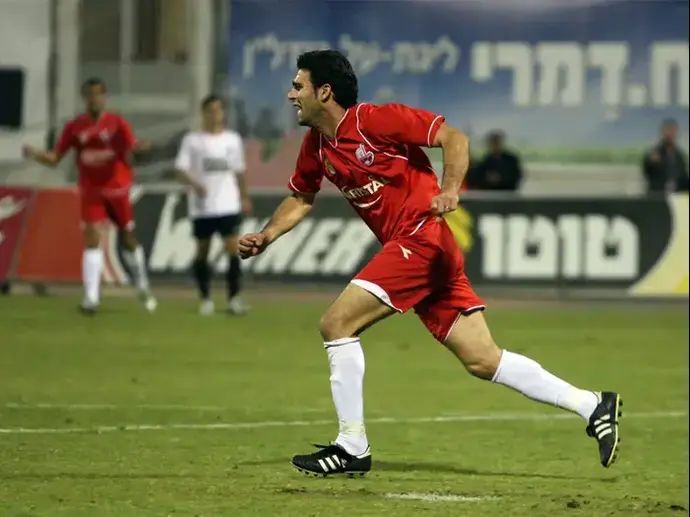חנן פדידה שחקן הפועל באר שבע חוגג כיבוש שער