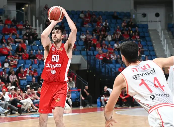 שחקן הפועל ירושלים יובל זוסמן