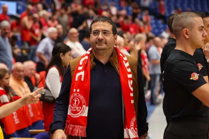 בעלי הפועל תל אביב עופר ינאי