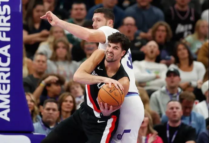 דני אבדיה מול יוסוף נורקיץ', פורטלנד בלייזרס מול יוטה ג'אז