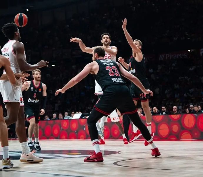 ואסילייה מיציץ', הפועל תל אביב