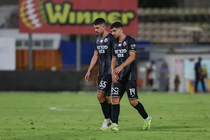 רוי נאווי, נאור סבג, שחקני הפועל חיפה