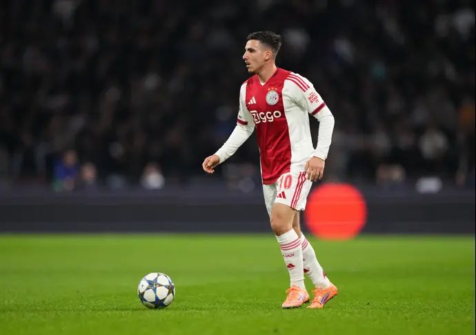 אוסקר גלוך, אייאקס