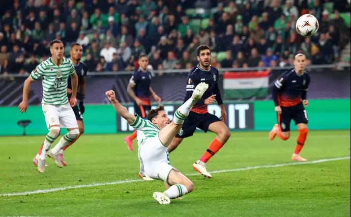 שחקן פרנצווארוש, גבי קניקובסקי, כובש מול לודוגורץ