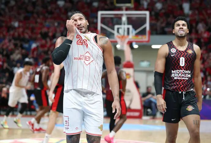 שחקן הפועל תל אביב איש וויינרייט