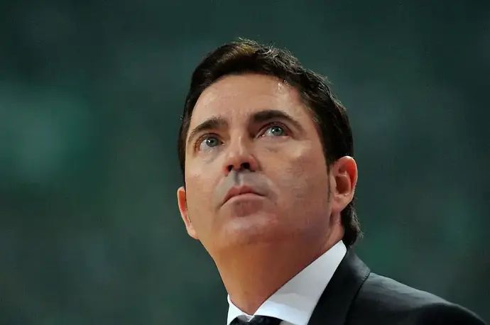 צ'אבי פסקואל מאמן פנאתינייקוס