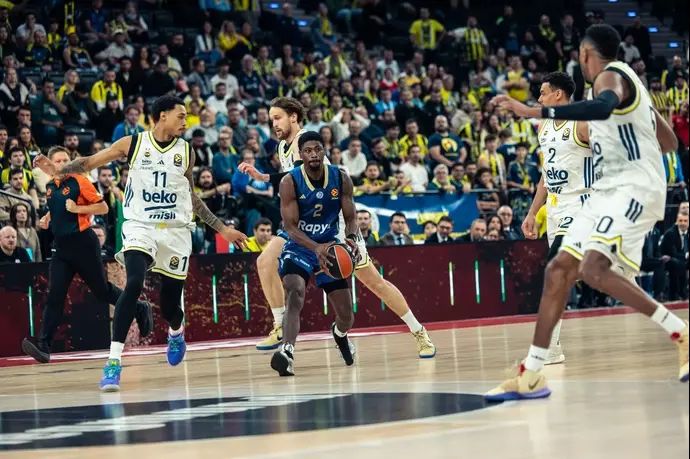 ג'ימי קלארק, שחקן מכבי תל אביב