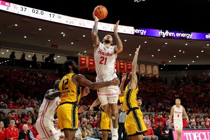 שחקן מכללת יוסטון עמנואל שארפ