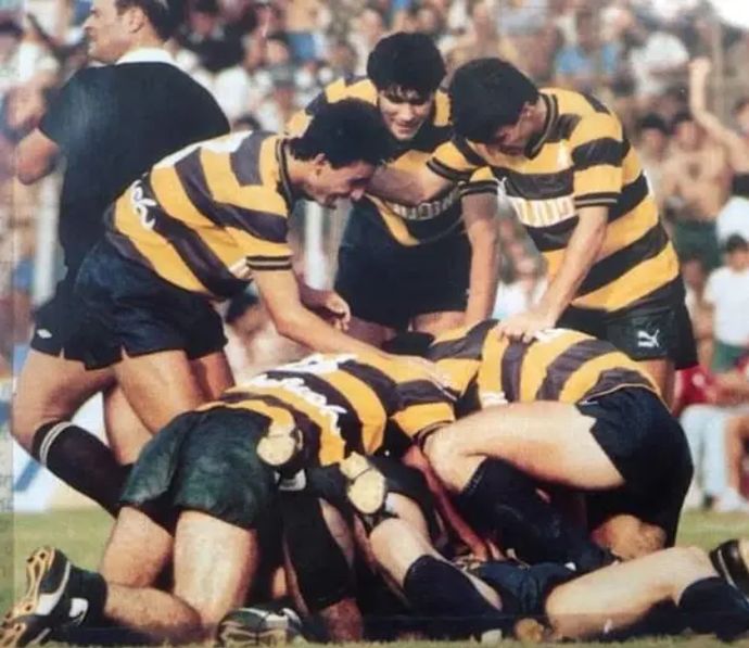 איתן לוי, ראשון משמאל