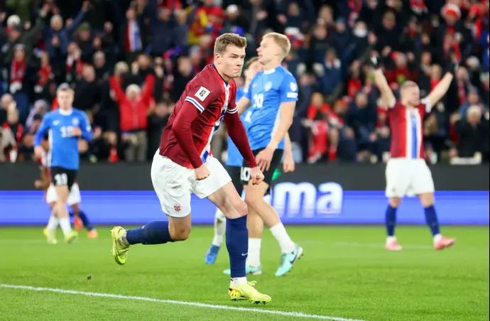 אלכסנדר סורלות, חלוץ נבחרת נורבגיה כובש